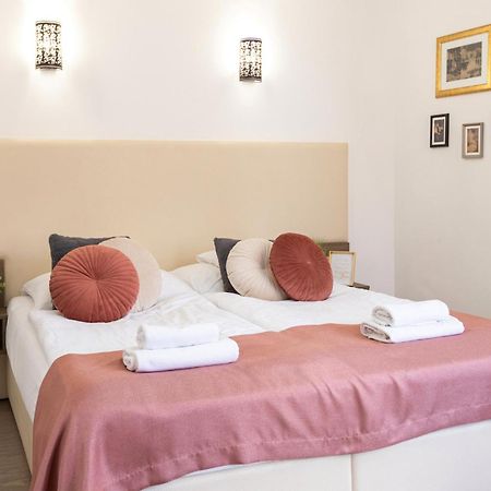 Csillag Villa Balatonalmádi Esterno foto