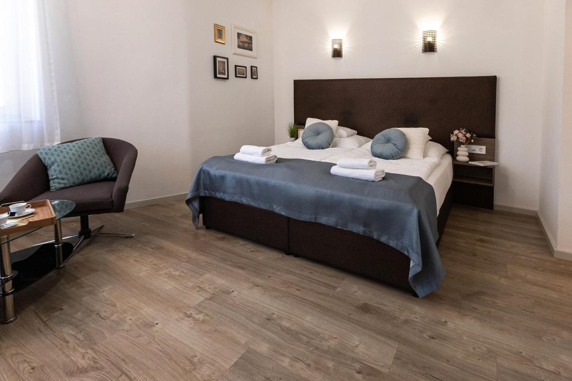 Csillag Villa Balatonalmádi Esterno foto