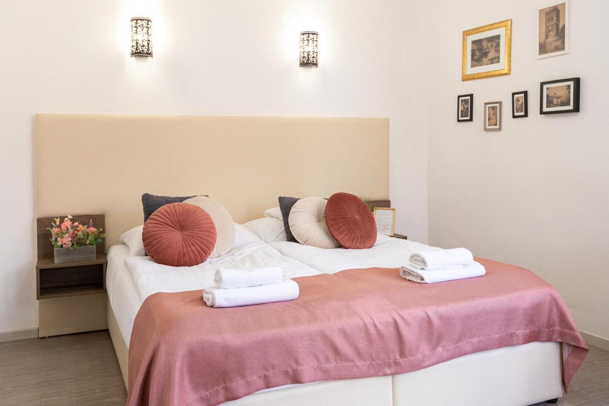 Csillag Villa Balatonalmádi Esterno foto